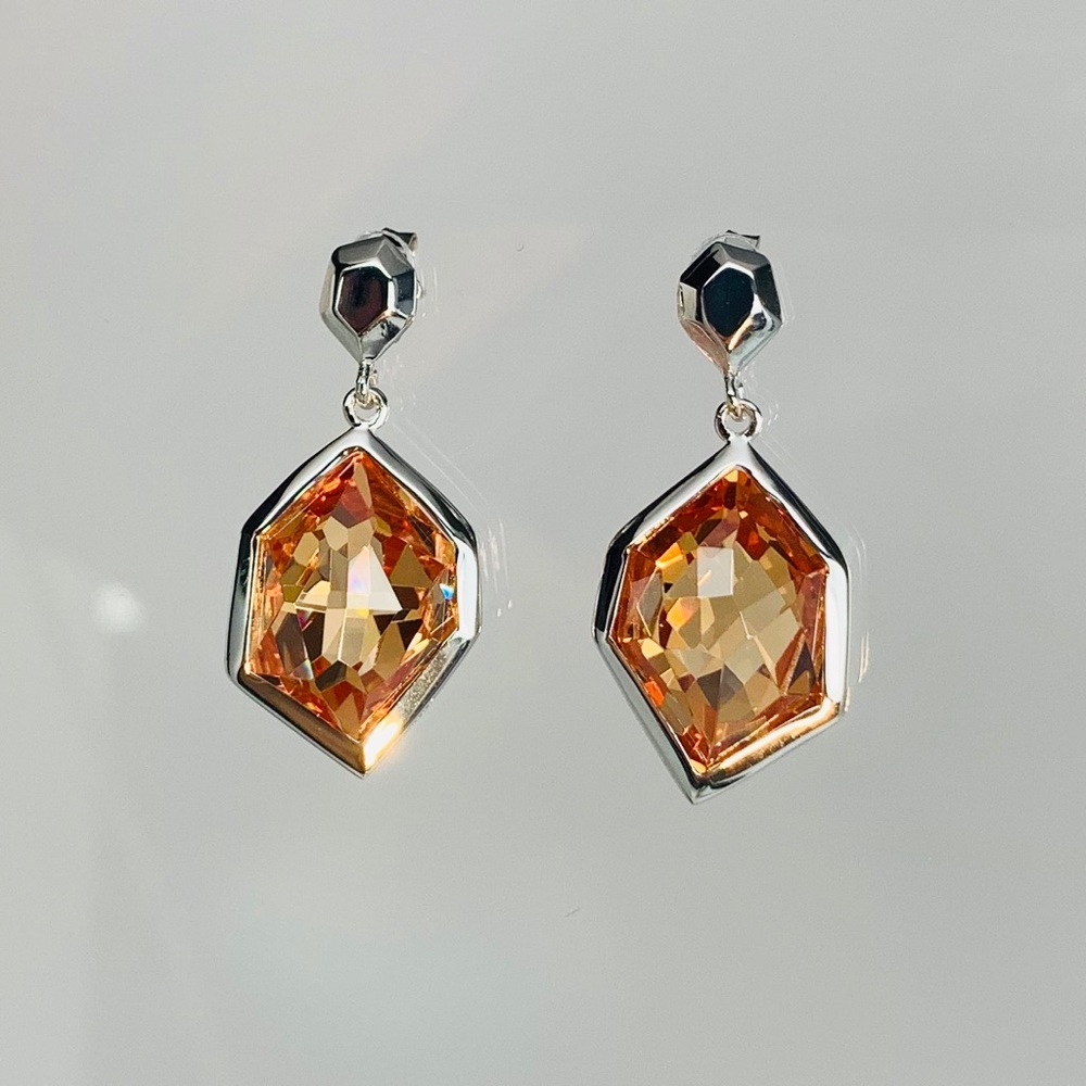 925 Sterling Silver Freeform Stone